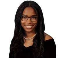 Vicki Callender's Instagram, Twitter & Facebook