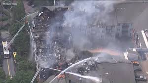 Should smoke detectors have their own circuit, or can they share a circuit (i.e. Fire In Atlanta Near Lindbergh Piedmont Road Forces Evacuation 11alive Com