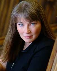 Deborah Lundquist's Instagram, Twitter & Facebook