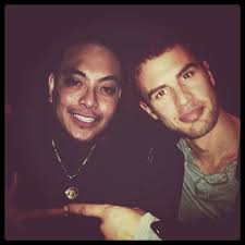 The Divergent Life: New Image of Divergent's Theo James in 'London Fields'  + New/Old Fan Picture