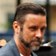 Mod nye kyster! Så er tiden kommet til, at jeg kan tælle de sidste  arbejdsdage på mine egne to hænder. 👐 Sanne og jeg har lagt vores  opsigelser, og efter at have