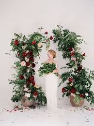 We've rounded up eight gorgeous flower walls and altar decorations from etsy that highlight this unique trend. Pin On Diy Wedding