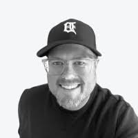 Eric Carel's Instagram, Twitter & Facebook