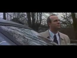 An unemployed man finds his life sinking more and more into trouble as he hides his situation from his family and friends. Time Out L Emploi Du Temp 2001 Official Trailer Youtube