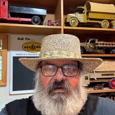 What internal temperature should I pull the meatloaf at when smoking at 225  degrees?