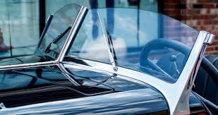 We Make it Painless to Repair Your Vintage Car's Windshield