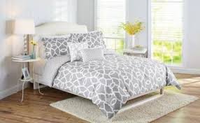 Walmart S Top 10 Bridal Registry Gifts Comforter Sets Bed Comforters Home And Garden
