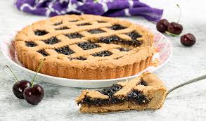 La crostata di farro con mele caramellate è il dolce perfetto per chi è impaziente e non riesce più a fare a meno dell'autunno. Crostata Al Farro Con Marmellata Di Ciliegie