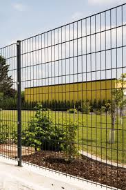 Zaunidee Einfacher Aufbau Doppelstabmatte Doppelstabmattenzaun Zaun Gartengestaltung