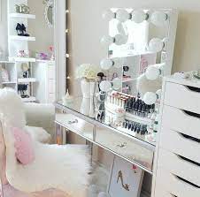 20 Best Makeup Vanities Cases For Stylish Bedroom Stylish Bedroom Beauty Room Makeup Vanity Case