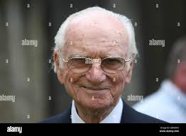 Vincent obrien funeral hi-res stock photography and images