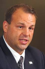 Doris Garron's Instagram, Twitter & Facebook