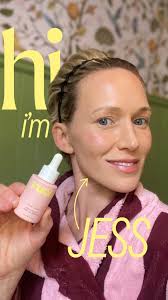 Playing elf this morning and gifting Fuca at the Epworth day oncology unit.  🤶 Every time I go back I meet more beautiful, amazing women at different  stages of their cancer journey