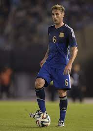 See lucas biglia's bio, transfer history and stats here. Argentina Lucas Biglia Every Single Sexy Player In The World Cup Final Popsugar Celebrity Photo 21