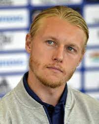 Italy, with her husband and two sons, milas kjær and viggo kjær. Simon Kjaer Bio Height Weight Age Measurements Celebrity Facts