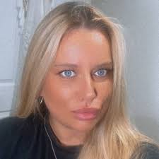 Renee pope (@Reneepope1)