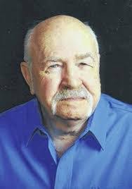 Ellis Thompson's Instagram, Twitter & Facebook