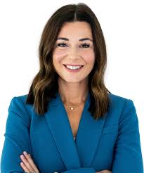 Sara Boyd's Instagram, Twitter & Facebook