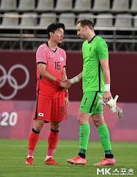 뉴질랜드 축구선수 올리 화이트스가 한국을 꺾고 올림픽 우승을 차지했습니다. Ardjl1nyy94zem