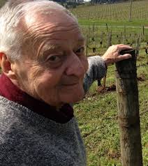 Oregon wine industry honors viticultural pioneers