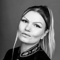 1900+ "'lana" profiles