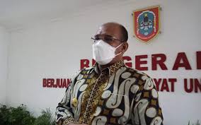 Kepada ppk dan pps yang dilantik, komisioner kpu kalsel, hatmiati masyud, berpesan agar mereka mengurangi hak kebebasan berpendapat pribadi. Sukseskan Psu Pilgub Kalsel Jam Kerja Asn Akan Disesuaikan Bagian 1