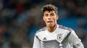 Susan link ist moderatorin und journalistin. Im Fokus Bayer Leverkusens Kai Havertz Uefa Europa League Uefa Com