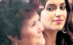 Irina is russian who is in the modeling industry. Gloria Campano The Mother Of Bradley Cooper Plant Face To Irina Shayk Oi Canadian