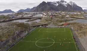 Vi vil oppdatere denne siden med informasjon og bilder fra prosessen etterhvert. Fotball Lofoten Er Dette Verdens Mest Fantastiske Stadion
