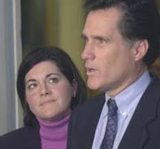 Swift, Romney offer show of support
