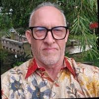 Steven Macomber's Instagram, Twitter & Facebook