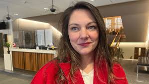 Sherri Rollins's Instagram, Twitter & Facebook