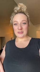 Mandy Weaver's Instagram, Twitter & Facebook