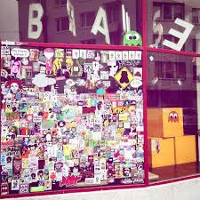 Aufkleber Machen Bunte Laune Stickerwall An Der Brause Aka Metzgerei Schnitzel Streetart Duesseldorf Bilk Urban Instagram Posts Instagram Photo