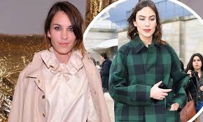 Noted for her distinctive raspy voice. Alexa Chung S Three Year Old Fashion Company Loses Almost 2 3 Million And Is Set For A Tough 2021 Daily Mail Online