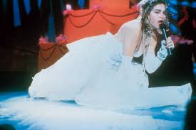 Bausa] denn du tanzt wie madonna 1986, mtv, madonna männer ohne seele sind verliebt, madonna mein herz wurd gestohl'n, du bist der diеb, madonna. Madonna S Now Famous Like A Virgin Performance Was Thanks To A Wardrobe Malfunction Biography