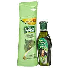 A head massage with the original dabur amla hair oil Buy Dabur Vatika Henna Olive Shampoo Free Davur Vatika Amla Oil 90 Ml 180 Ml Online Sastasundar Com