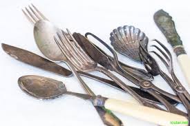 Silber Putzen Mit Hausmitteln So Geht S Einfach Und Preiswert Silber Reinigen Hausmittel Silber