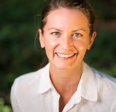 Frieda Cash's Instagram, Twitter & Facebook