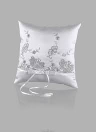 We did not find results for: Cuscino Portafedi Economico Online Scontato Lowcost Matrimoniosposatelier