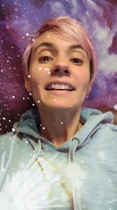 Leslie Howard Narrarater