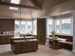 Thursday, september 28, 2017 10:30 a.m. Fresh New Look For Oak Not Your Mother S Kitchen Kitchen Design Oak Kitchen Kitchen Inspirations