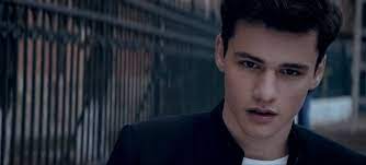 Subtitrate in romana hd si gratis. Un Pas In Urma Serafimilor 2017 Filme Si Seriale Online Hd Subtitrate