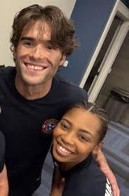 I'm leaving I'mleavingthe118. the118. the 118. UCER I put in putinatı  putinatransfer a transfer …