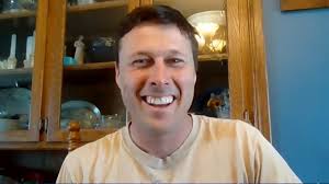 GHOW fights Bald Eagle for nest