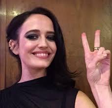 Eva green is the actress who portrays the main charactervanessa ives on penny dreadful. Eva Green Family Husband Twin Sister Parents Afalona