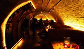 Adventure Bar And Lounge 20 Bedford Street Covent Garden Wc2e 9hp Soho Bars And Bars Covent Garden London Bar Designmynight