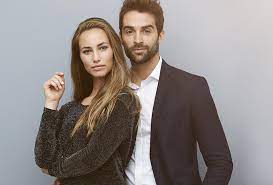 من هي زوجة عبادي الجوهر الأولى موسوعة نت