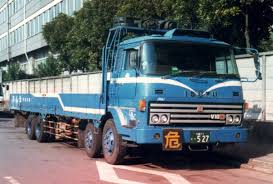 isuzu v 10 古いトラック いすゞ自動車 旧車