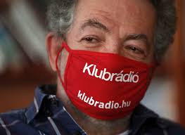 A klubrádió honlapján minden hétvégén közzéteszünk egy verses vagy prózai felolvasást belső közlés című irodalmi műsorunk felvételei közül. Hungarian Radio Station To Go Off The Air After Court Ruling